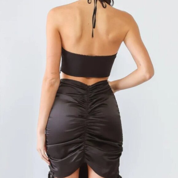 Mini Skirt Set - Picture 2 of 4